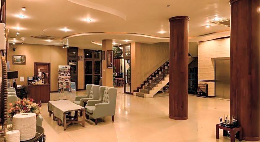 Phonethip Plaza Hotel