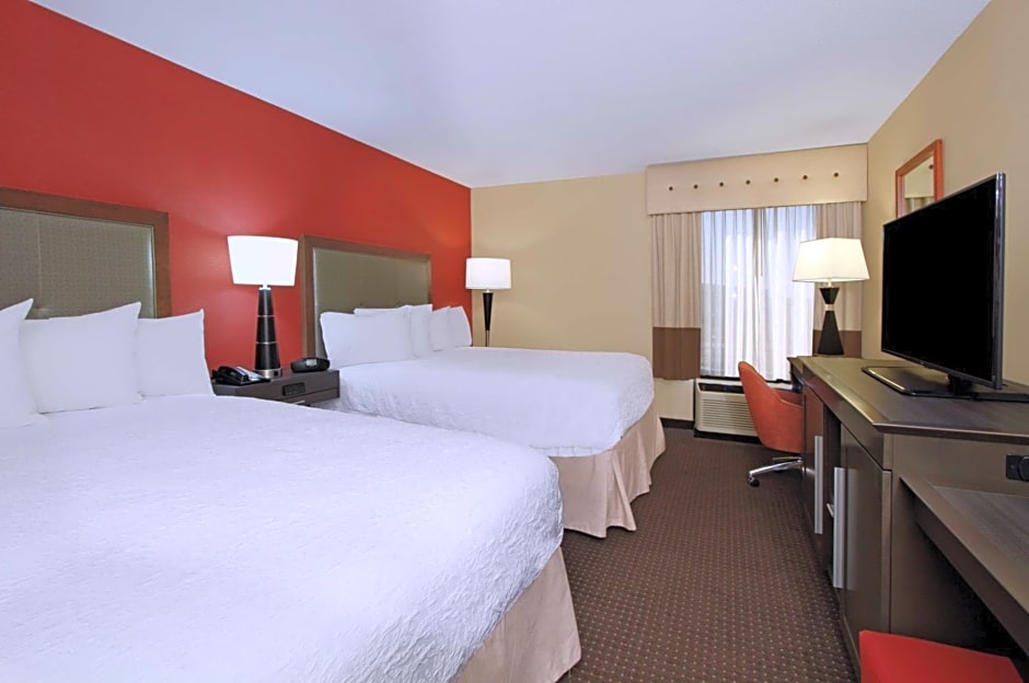 Hampton Inn By Hilton Columbus-Airport