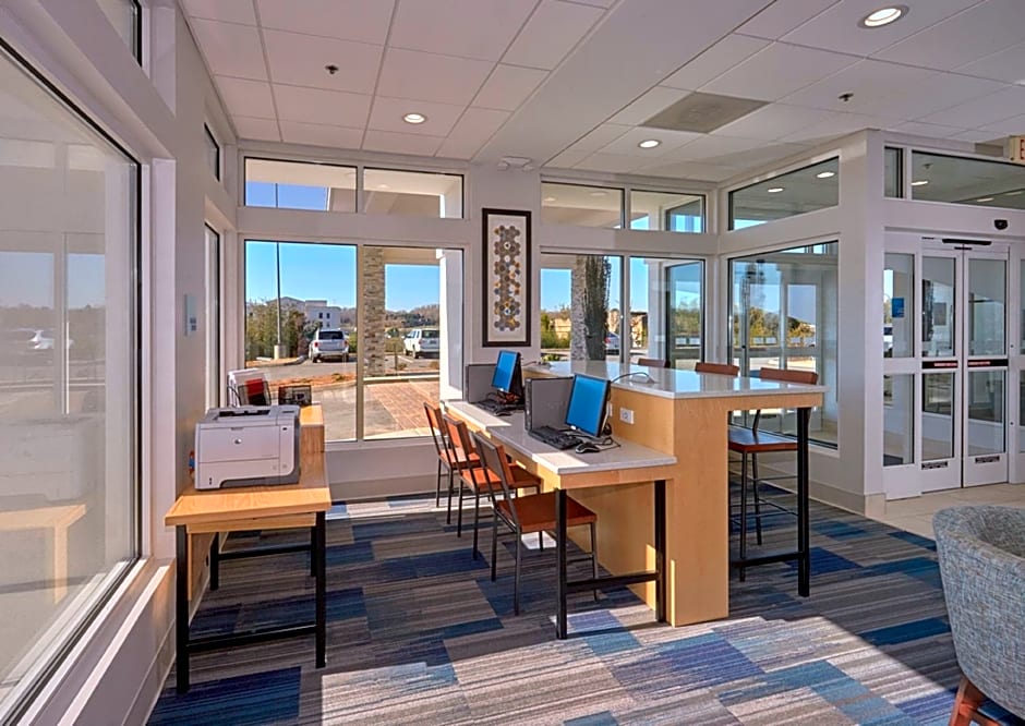 Holiday Inn Express Pigeon Forge  Sevierville By IHG