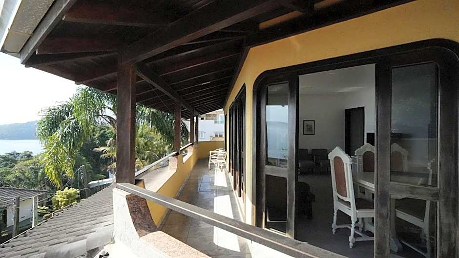 Casas Praia da Lagoinha - Mestre Naro