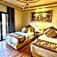 Q Hotel