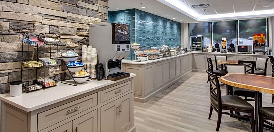 Best Western Plus Greenville I-385 Inn & Suites