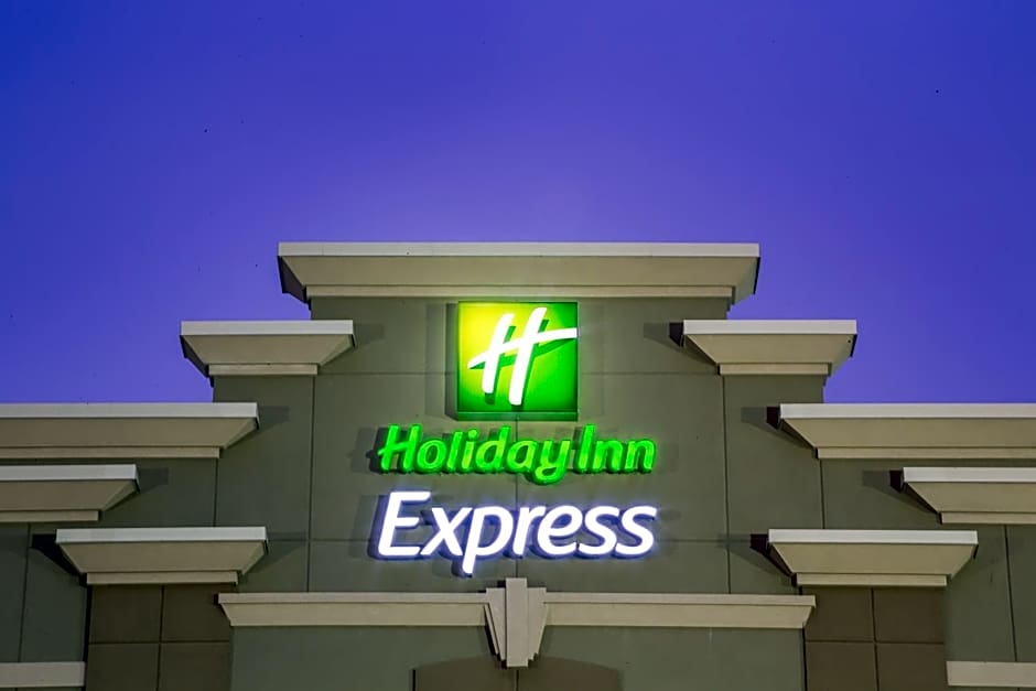Holiday Inn Express Layton - I-15 By IHG
