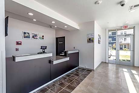 Studio 6-San Marcos, TX
