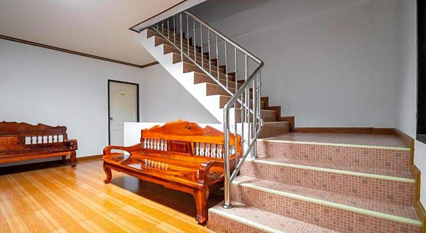 OYO 836 PK Residence