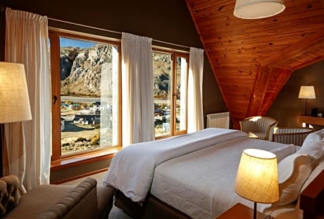 Premium Double or Twin Room with Valley view