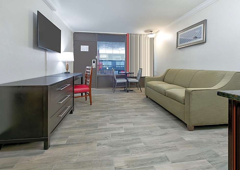 Ramada by Wyndham Diamondhead I-10/Gulfport