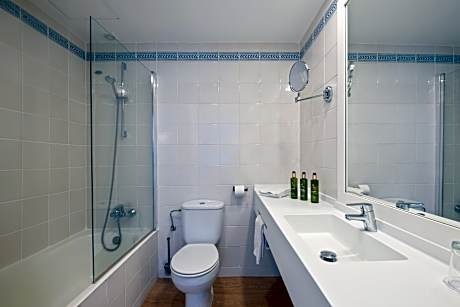 ONE BEDROOM COMFORT APARTMENT 2 ADULTS