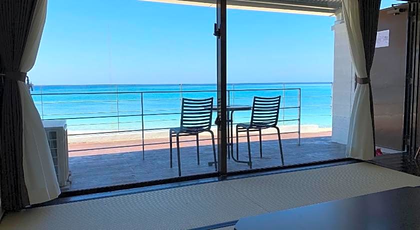 Hotel & Restaurant On the Beach Lue
