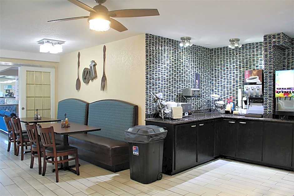 Baymont by Wyndham Stevens Point