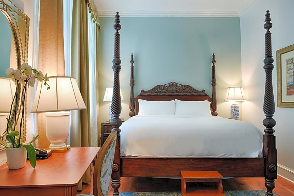 voco St. James Hotel By IHG