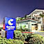 Comfort Suites Fresno River Park