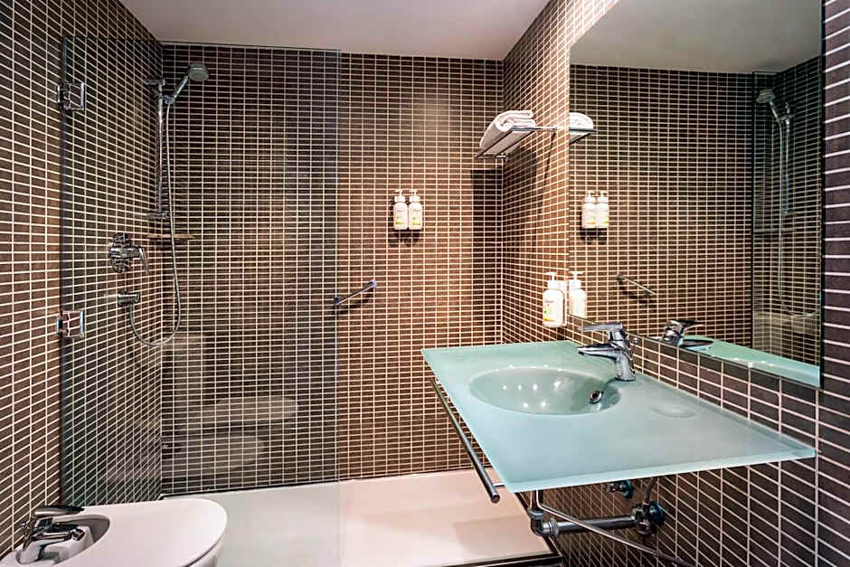 B&B HOTEL Vitoria General Álava