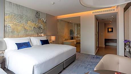 Executive Suite King