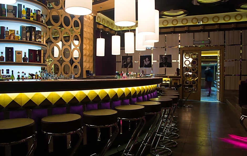 Hotel Cartoon Razgrad