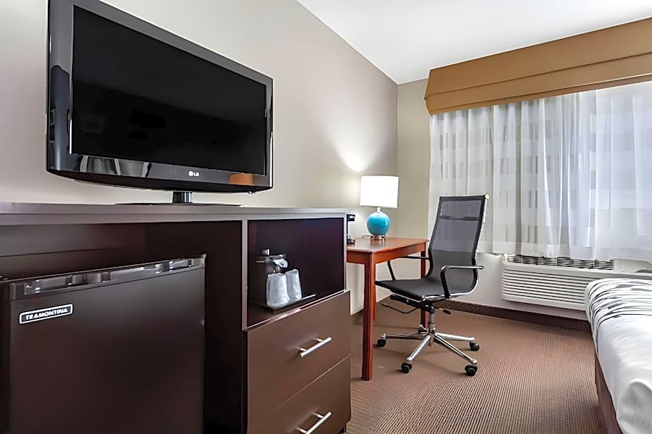 Sleep Inn & Suites Hays I-70