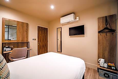 Double Room without Window