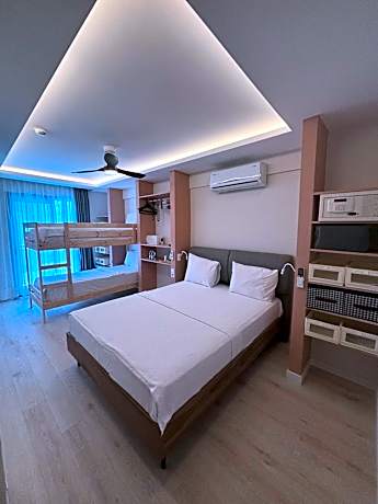 Triple Room with Balcony