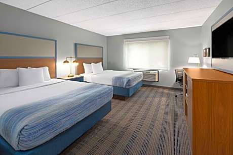 Queen Room with Two Queen Beds - Non-Smoking