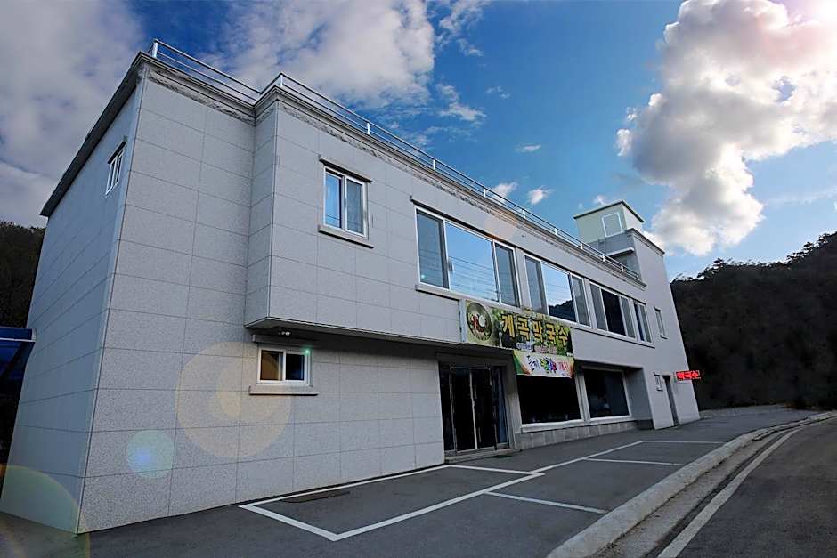 Hwacheon Gwangbawi Rock Pension