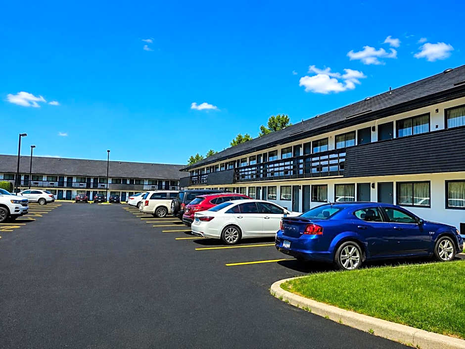 Cranberry Park Hotel