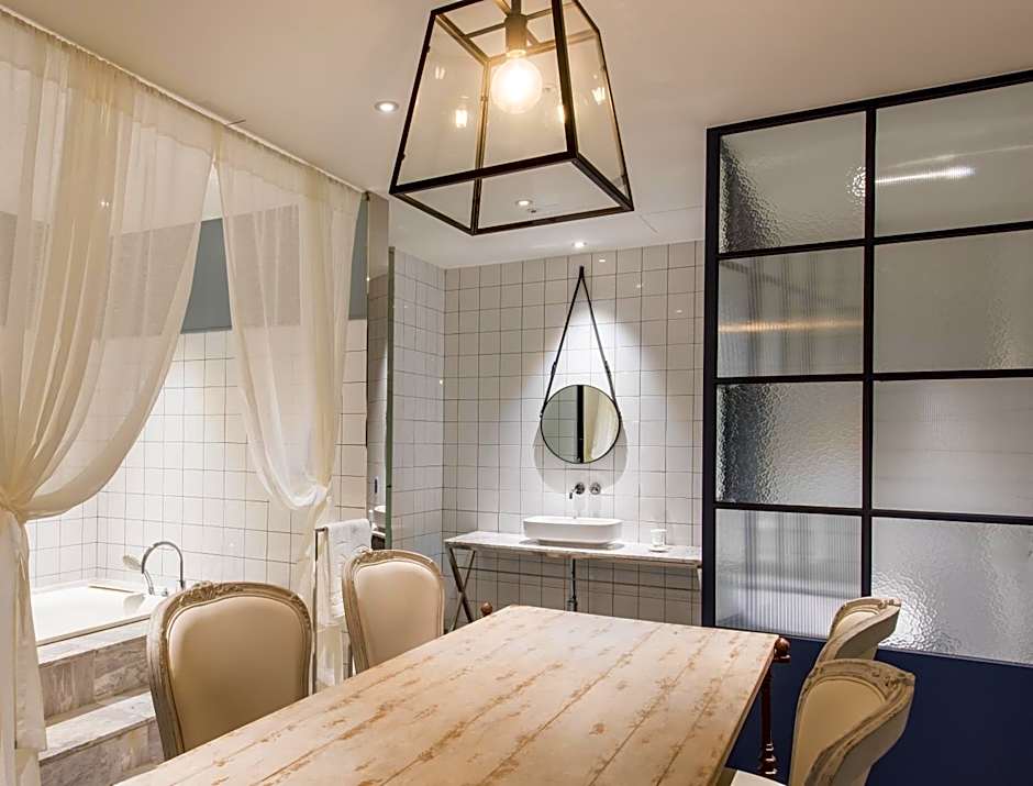 Le Stendal Hotel