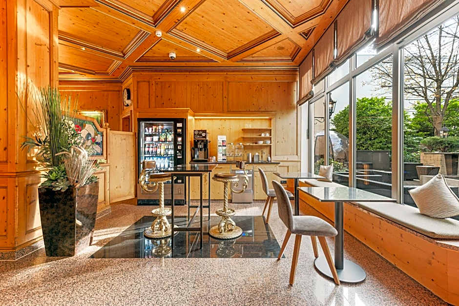 King's Hotel Center Superior