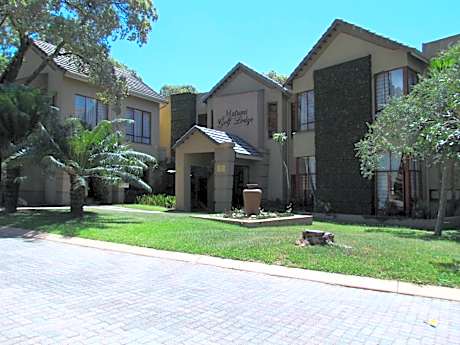 Matumi Golf Lodge