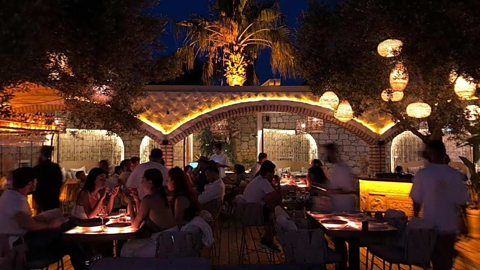 Rupa Otel Alacatı- Adults Only