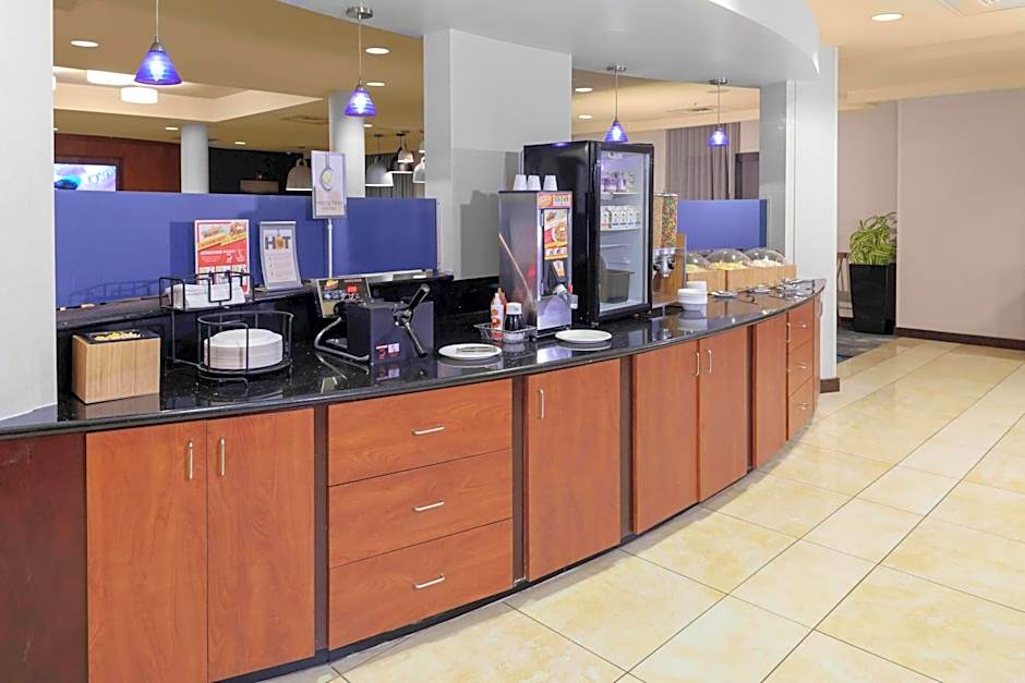 Fairfield Inn & Suites by Marriott Charlotte Matthews