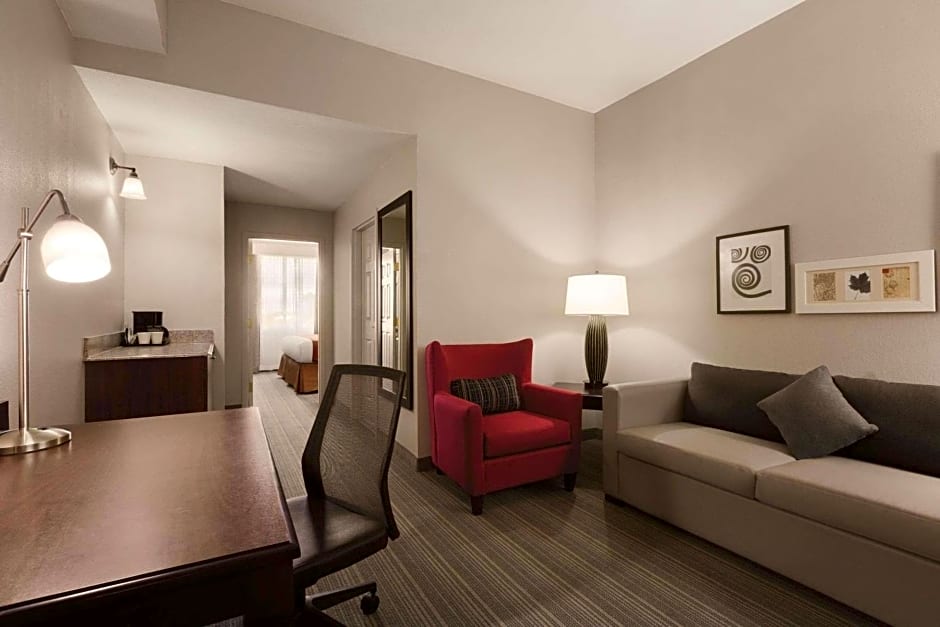 Country Inn & Suites by Radisson, St. Petersburg - Clearwater, FL