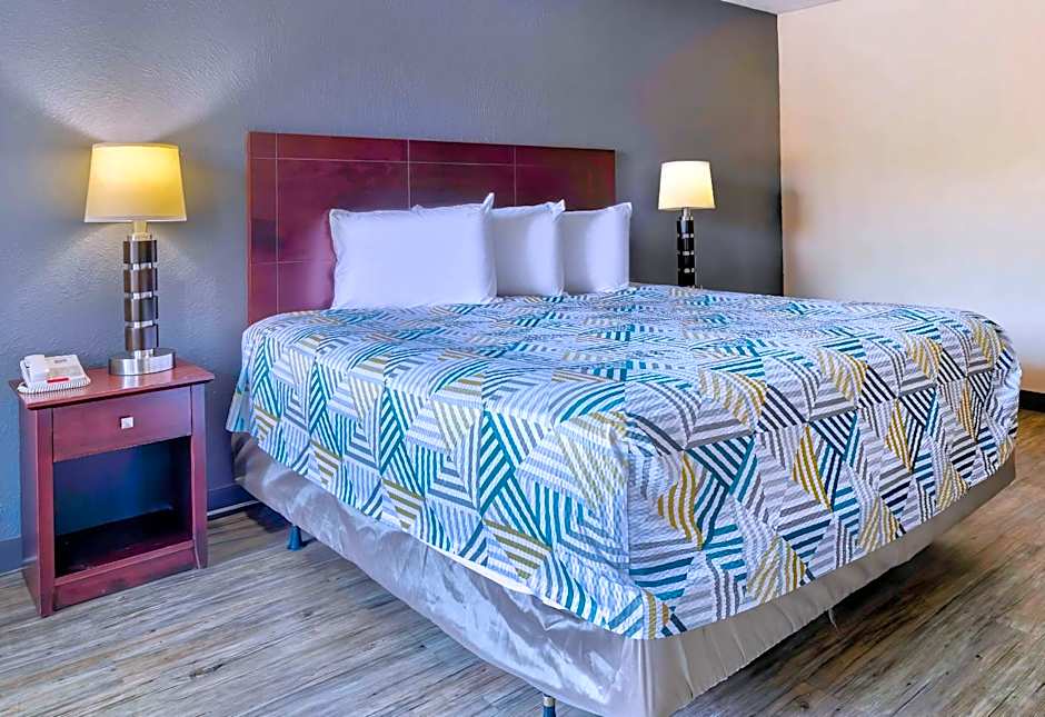 Motel 6 Effingham, IL