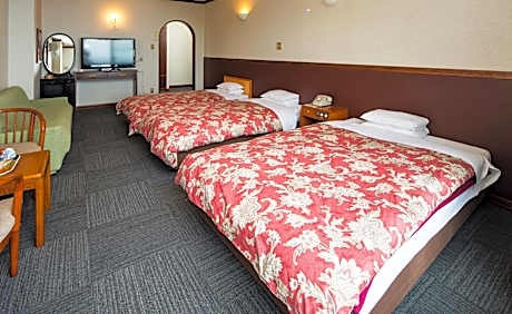 Ocean View Triple