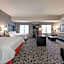 Hampton Inn By Hilton & Suites Dupont
