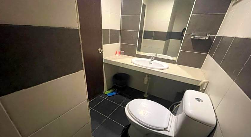 OYO 90411 Perdana Hotel Labuan