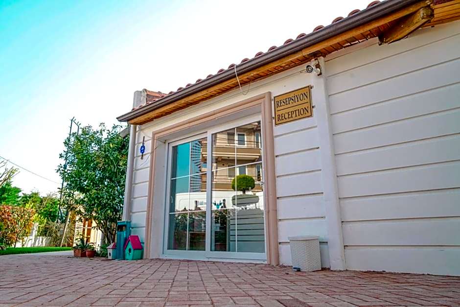 Aloria Garden Hotel