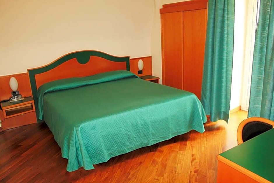 Hotel Riviera