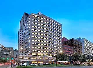 Vivian Apartments