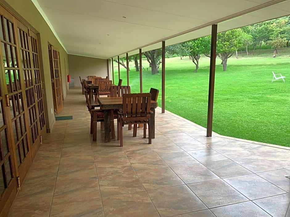 Kransberg Country Lodge Guest Farm