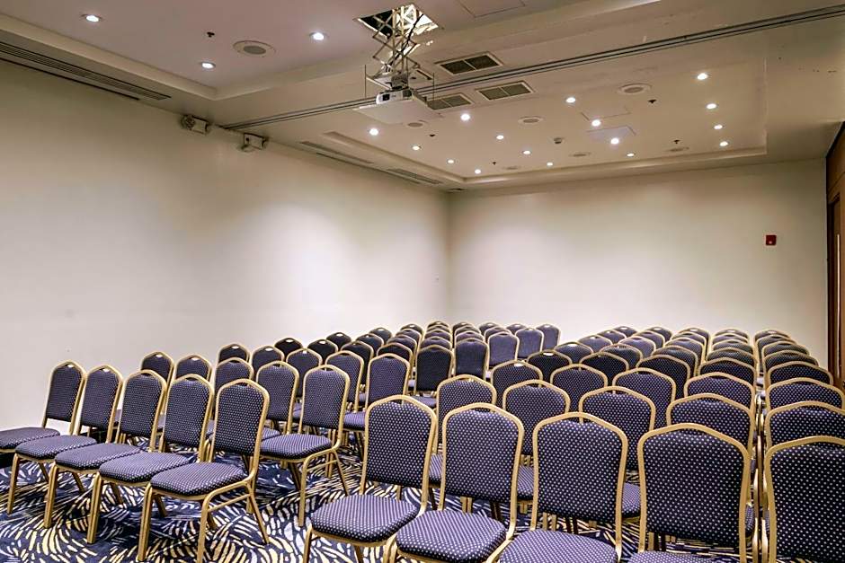 Courtyard by Marriott Panama Multiplaza Mall