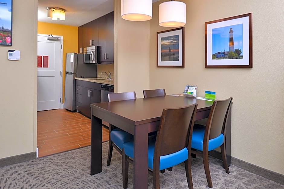 TownePlace Suites by Marriott Detroit Commerce