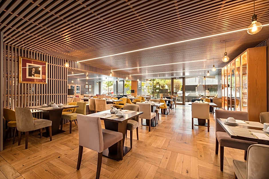 Santa Luzia ArtHotel