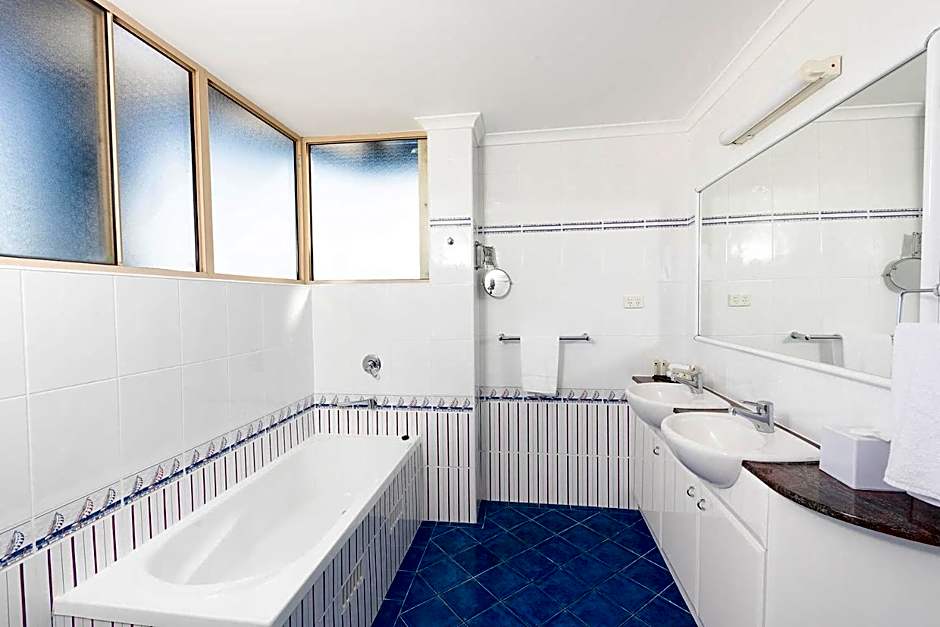 Beaches International