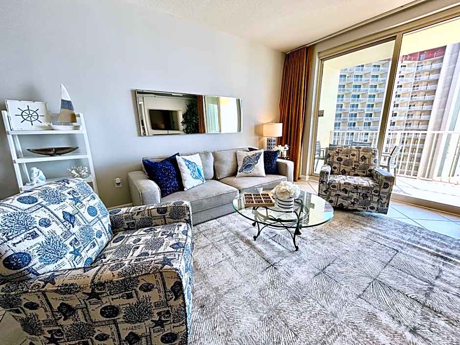 Amazing views! Great beachfront Panama City Condo