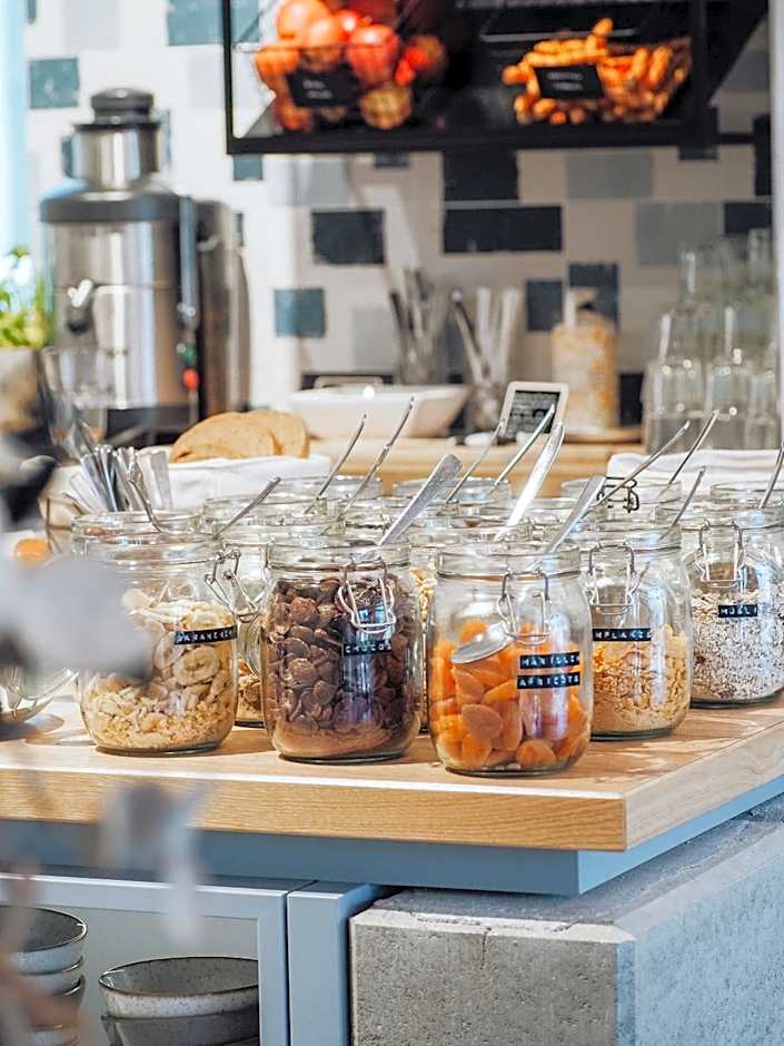 Levy's Rooms & Breakfast