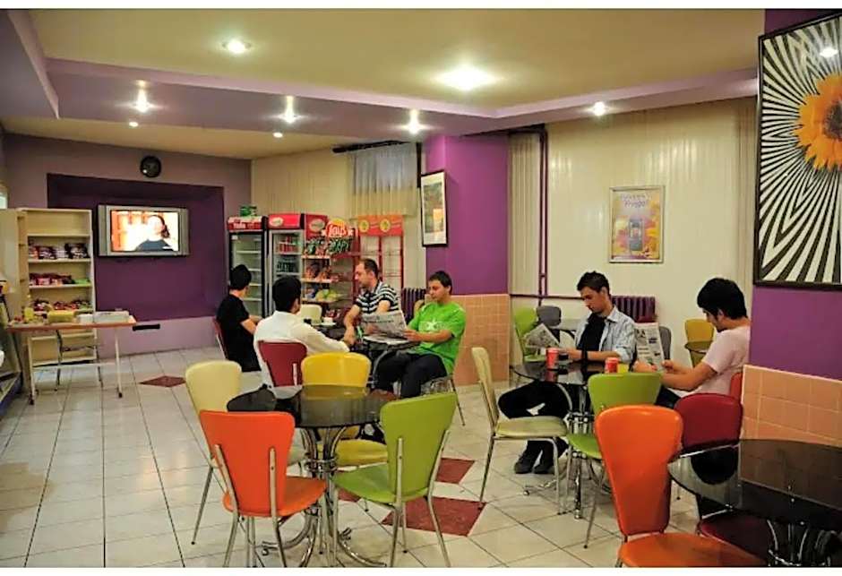 Hostelida