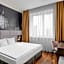 12 Revay Hotel