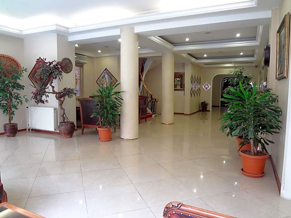 Ozilhan Hotel
