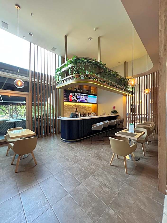 Holiday Inn Bogota Airport By IHG
