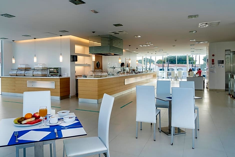 Apartaments Cales de Ponent